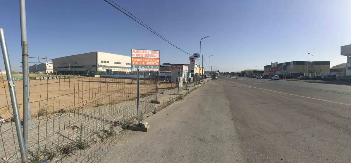 Außenansicht von Fabrik Grundstücke zur Miete in Griñón