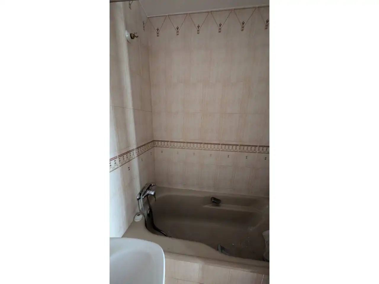 Baño de Apartamento en venta en Cabra con Balcón