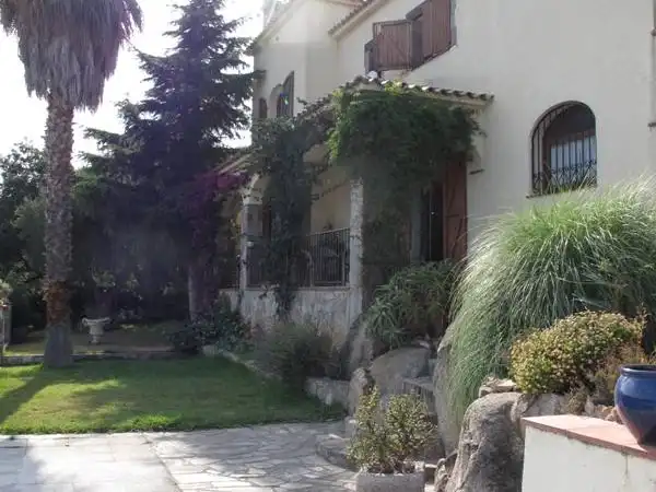 Casa con jardín en venta en Carrer de Zuric 22, imagen 35