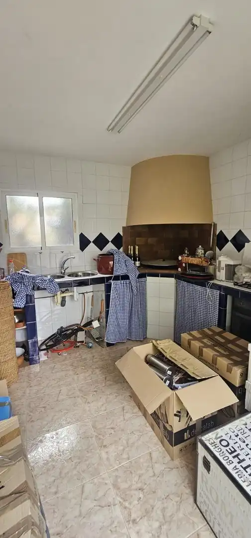 Cuina de Casa o xalet en venda en Mutxamel amb Jardí privat, Piscina i Moblat