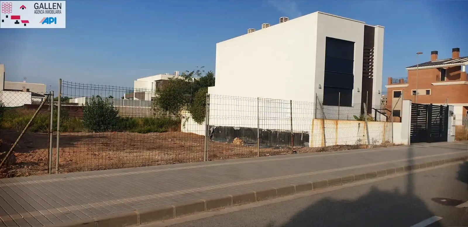 Terreny residencial en venda a Piscinas, imagen 2