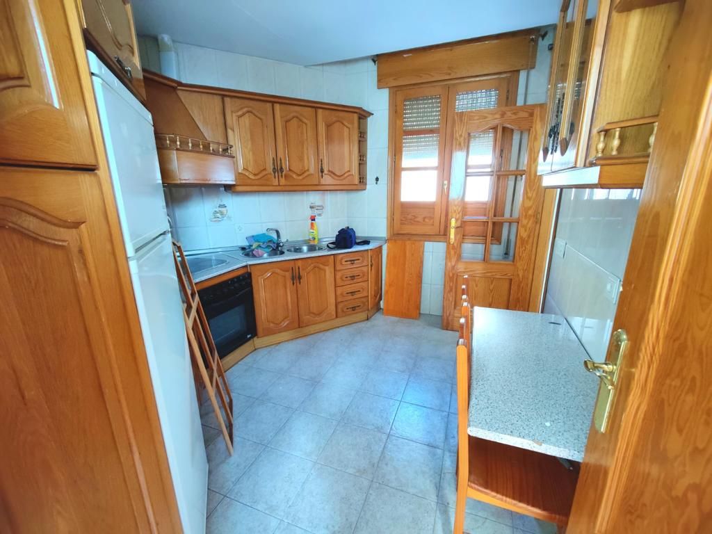 Cocina de Casa o chalet de alquiler en  Granada Capital con Aire acondicionado, Amueblado y Lavadora