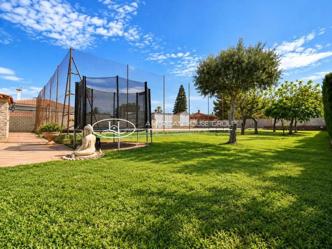 Casa o xalet en venda en Chiclana de la Frontera amb Aire condicionat, Jardí privat i Traster