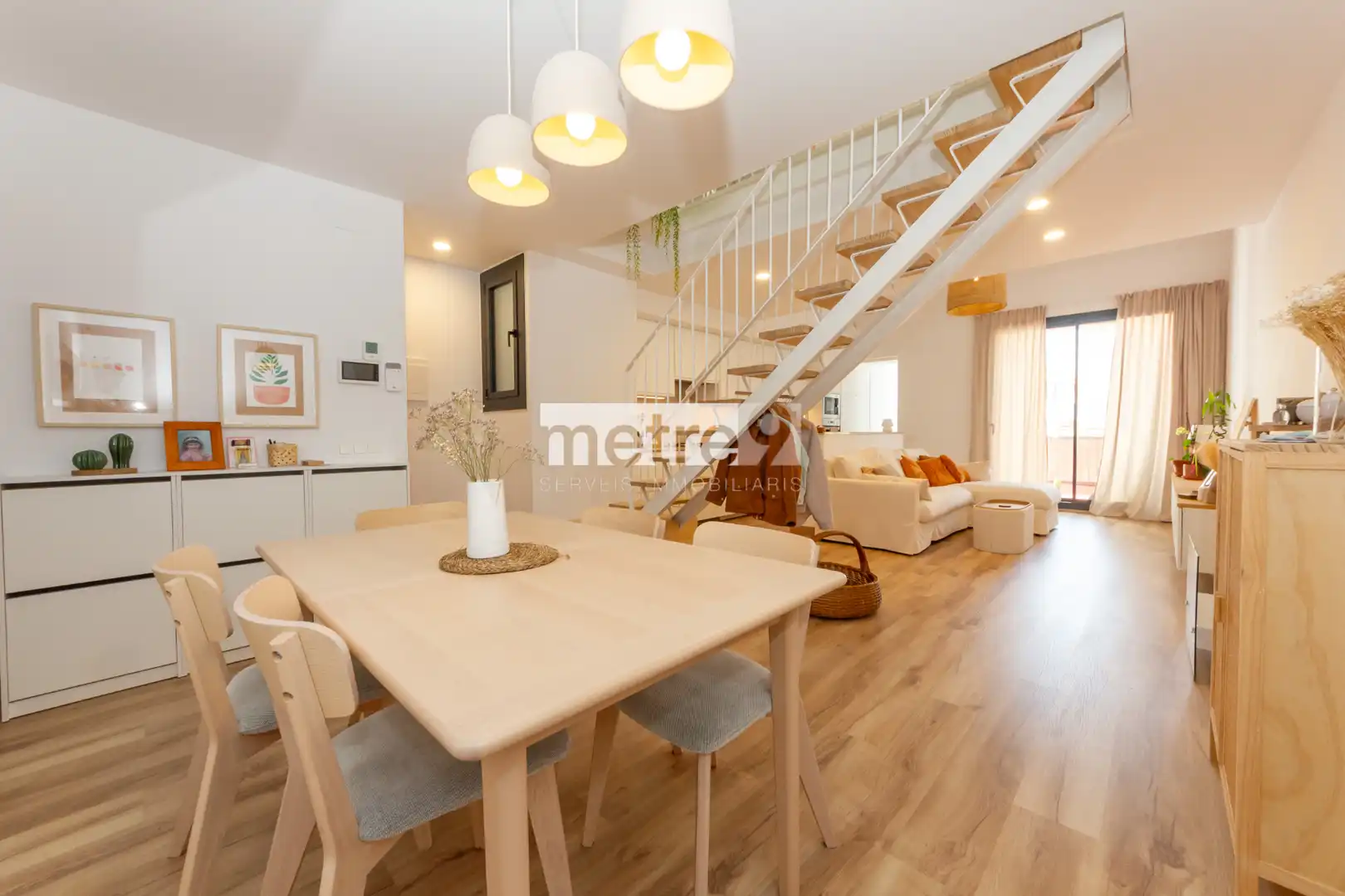 Wohnung zur Miete in Ronda de la República, Eixample