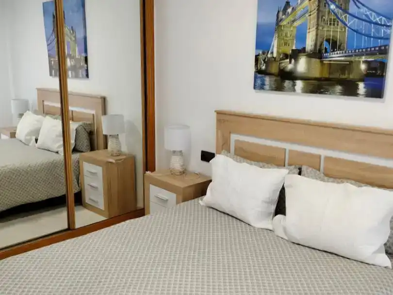Schlafzimmer von Wohnung zur Miete in Adeje mit Klimaanlage
