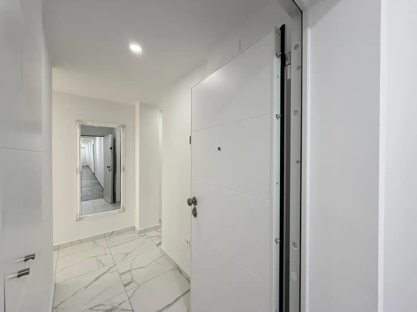 Apartamento con piscina en venta en N/A, imagen 2