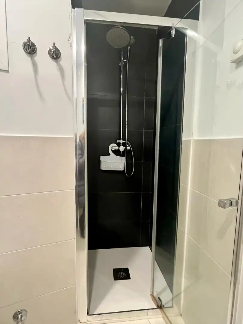 Baño de Apartamento en venta en Madrid con Calefacción