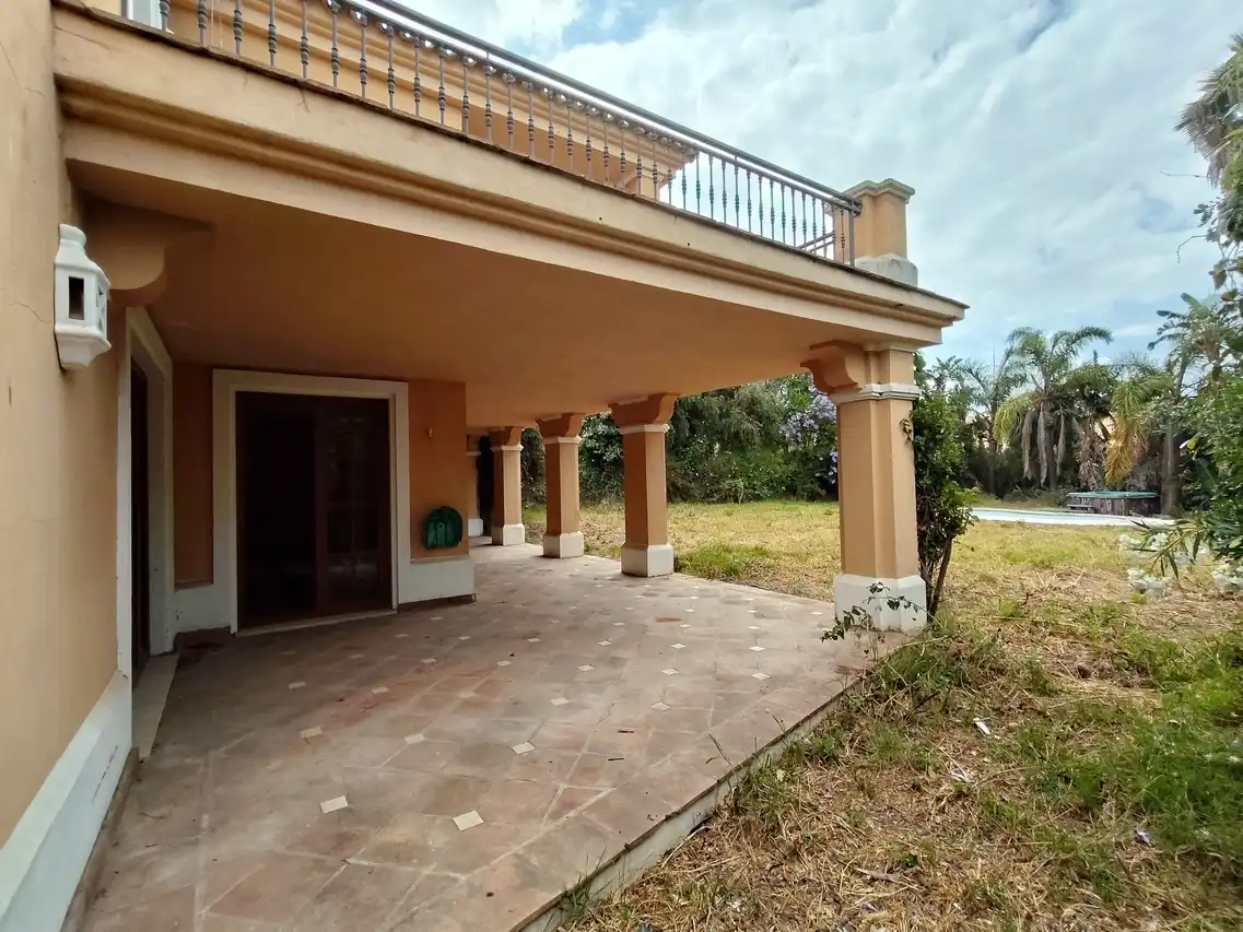 Terrassa de Casa o xalet en venda en Estepona amb Jardí privat, Terrassa i Traster