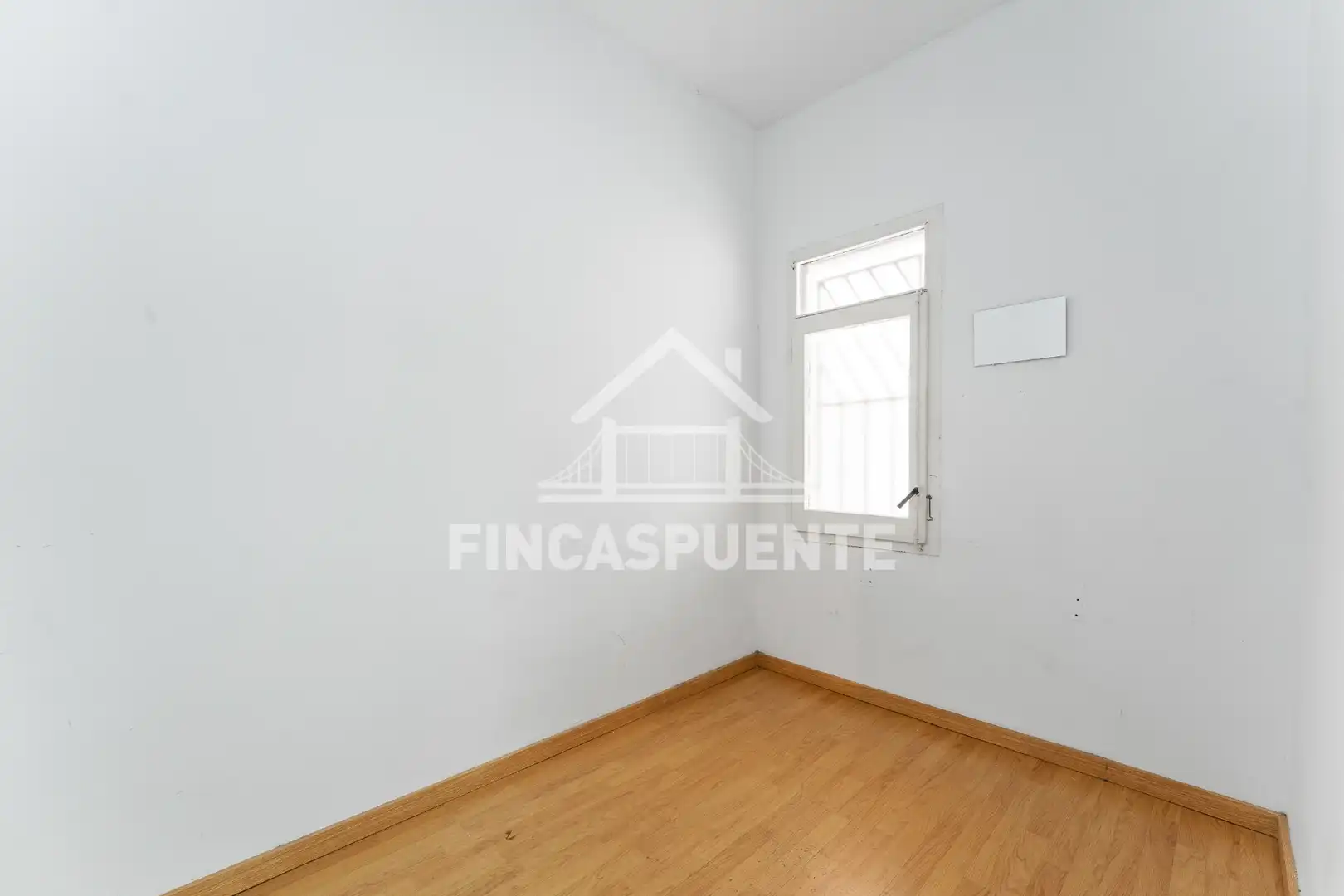 Dormitori de Estudi en venda en Barcelona amb Parquet