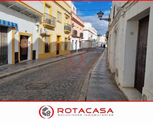 Vista exterior de Casa o xalet en venda en Rota amb Terrassa