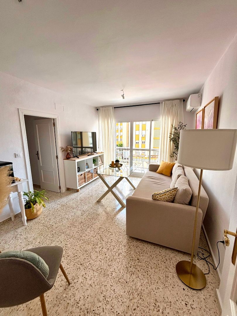 Bedroom of Flat for sale in  Sevilla Capital  with Air Conditioner and Terrace