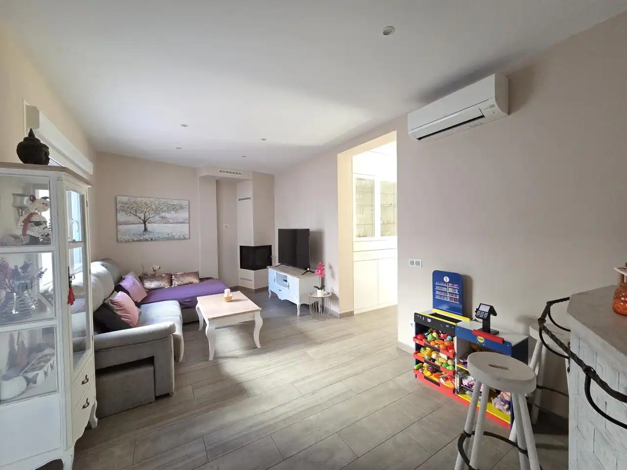 Living room of Houses for rent in Madrid  with Air Conditioner, Heating and Terrace