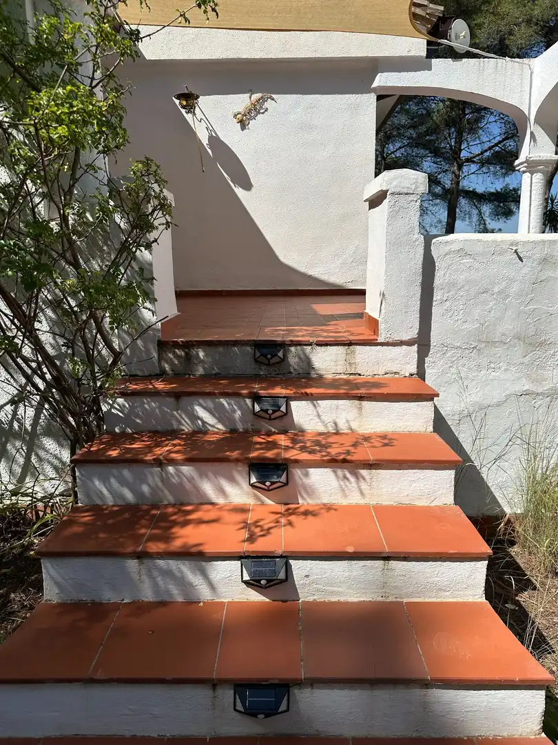 Vista exterior de Casa o chalet en venta en Agullent con Calefacción, Trastero y Amueblado