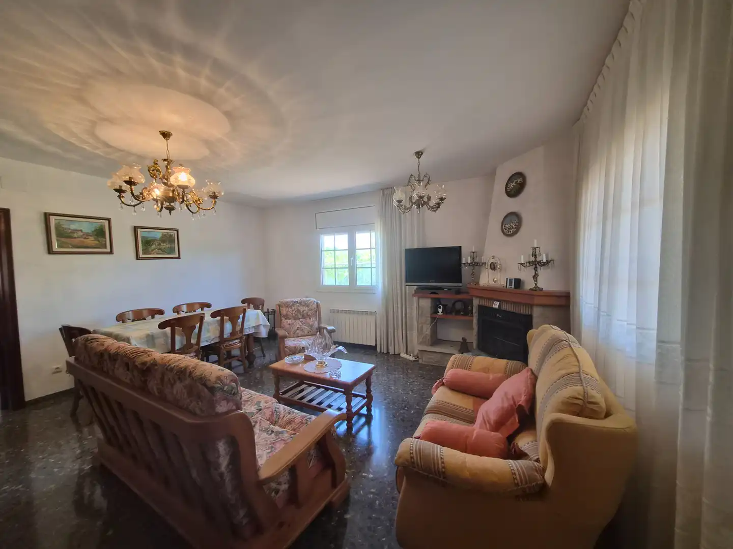 Living room of Houses for sale in Creixell  with Heating, Private garden and Terrace