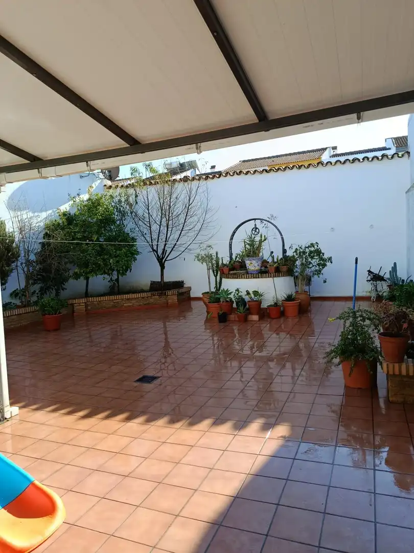 Terrassa de Casa o xalet en venda en Rociana del Condado amb Aire condicionat