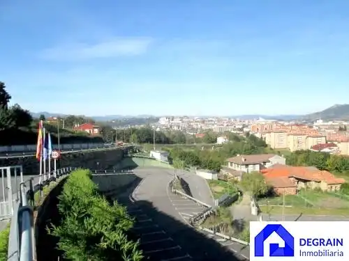 Außenansicht von Fabrik Grundstücke zum Verkauf in Oviedo 