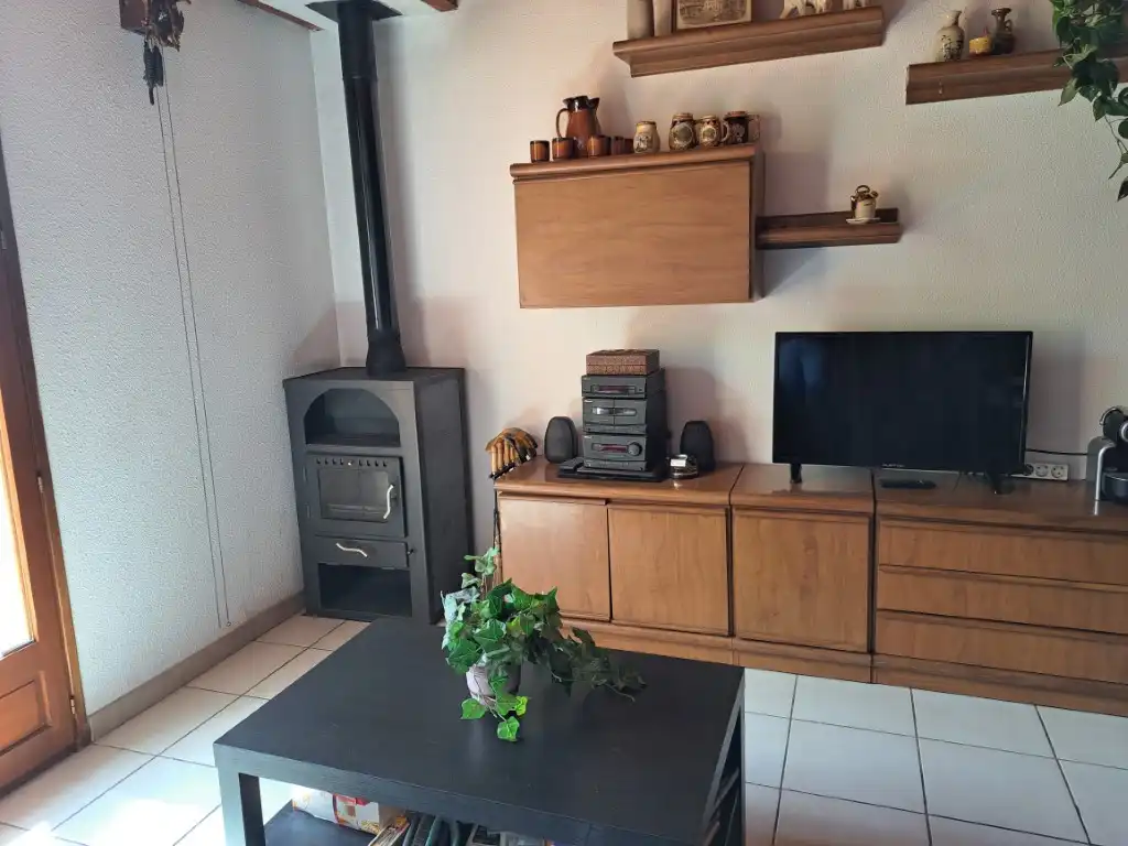 Einfamilien-Reihenhaus zur Miete in N-152, 171, Puigcerdà