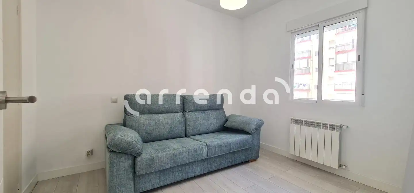 Bedroom of Flat for rent in Arganzuela