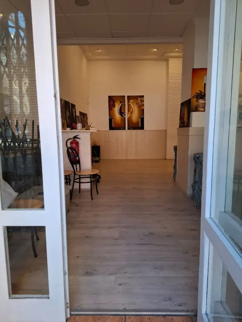Geschaftsraum zur Miete in Xàtiva mit Klimaanlage, Heizung und Terrasse