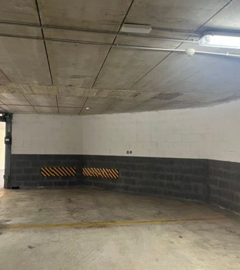 Foto 2 de Garaje de alquiler en Calle Ernest Lluch, 11c, La Pereda, Santander