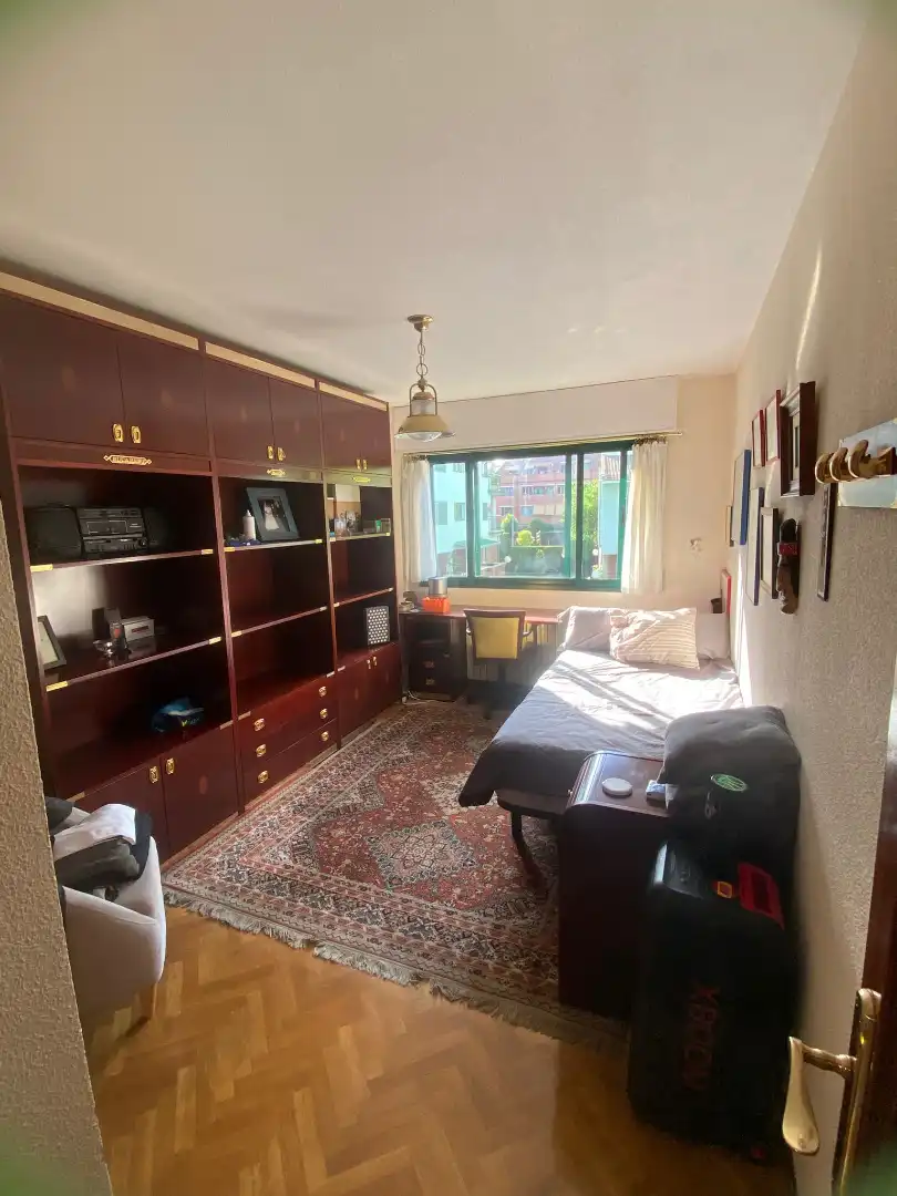 Bedroom of Flat for sale in Valladolid  with Heating, Parquet flooring and Storage room