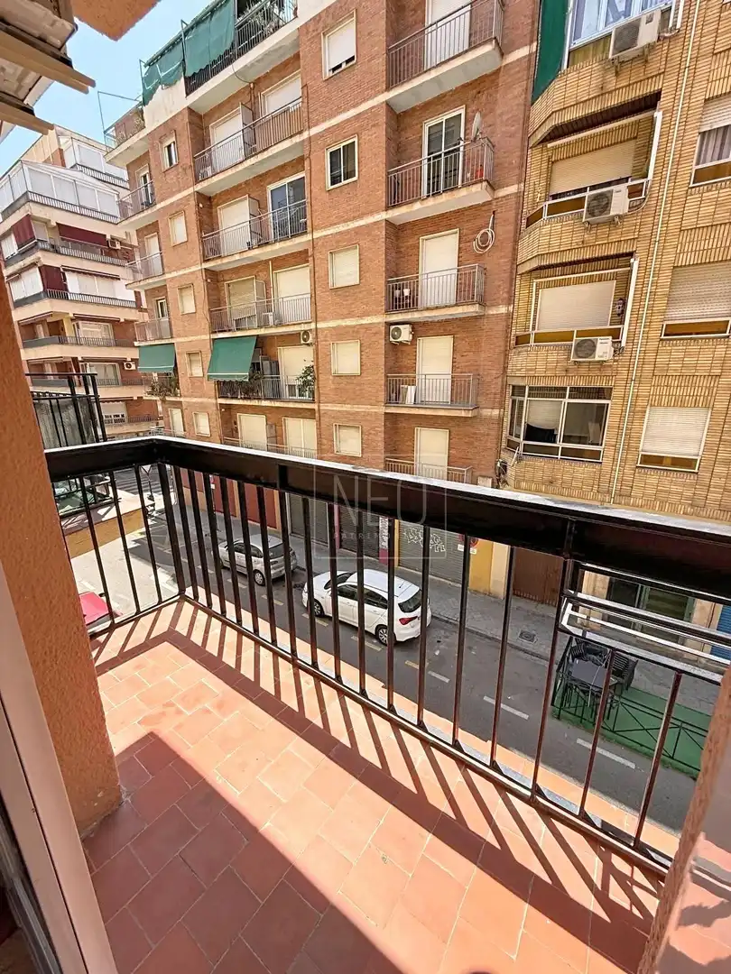 Terrassa de Pis en venda en Granada amb Aire condicionat i Balcó