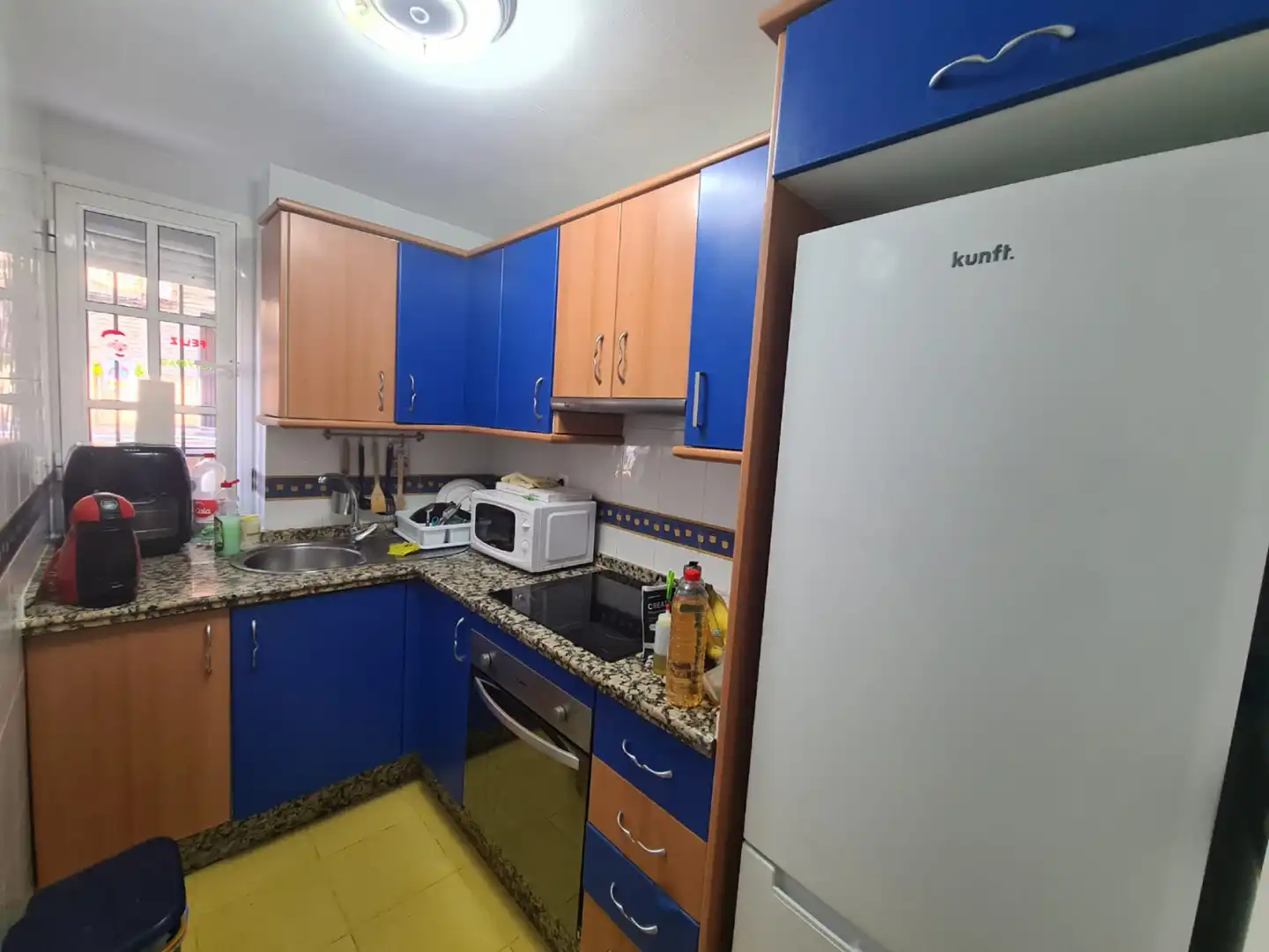 Kitchen of Flat for sale in Sevilla  with Air Conditioner
