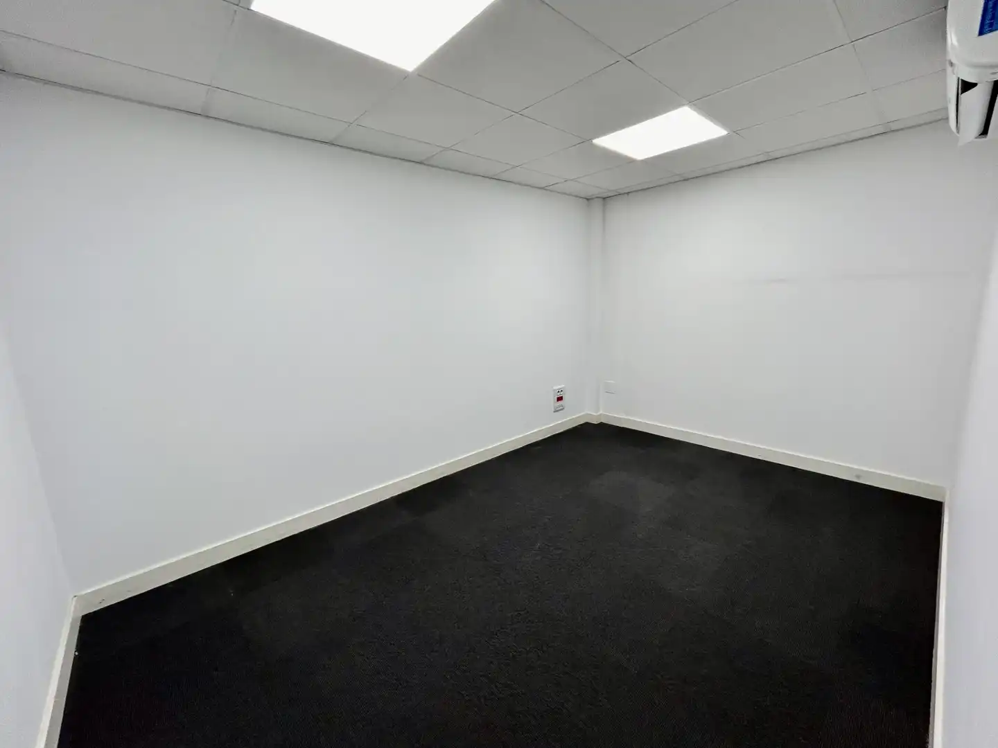 Local en venta en Málaga con Aire acondicionado, Calefacción y Parquet