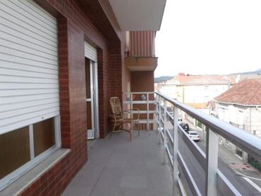 Appartamento con balcone in vendita a Cuntis