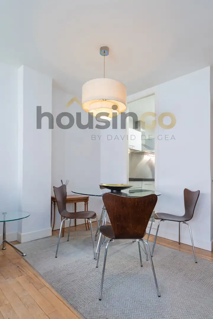 Dining room of Flat for rent in Madrid  with Air Conditioner, Heating and Furnished