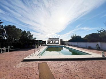 Chalet con balcón en venta en La Bordeta