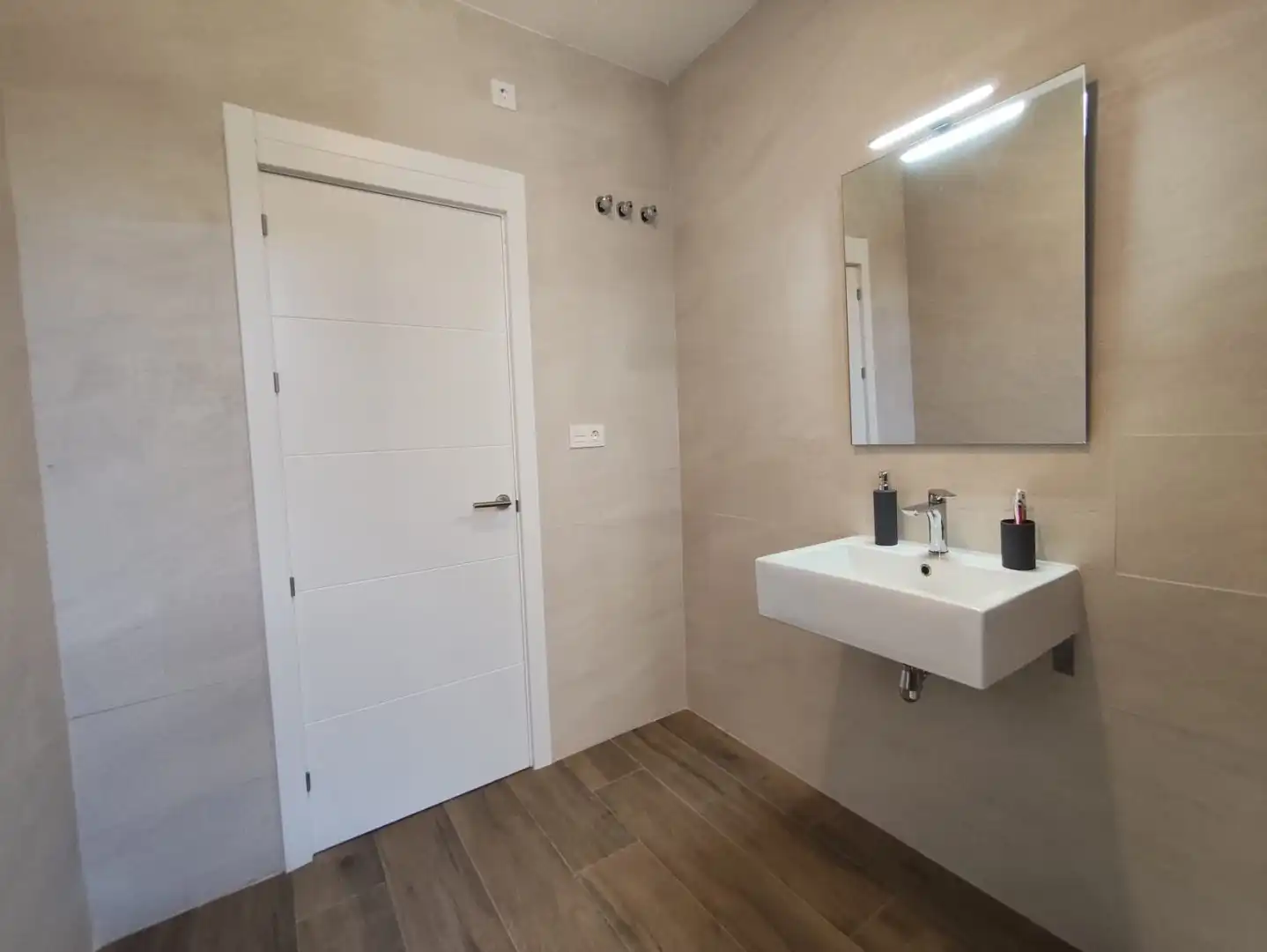 Bathroom of Houses for sale in Aznalcázar  with Air Conditioner, Heating and Private garden
