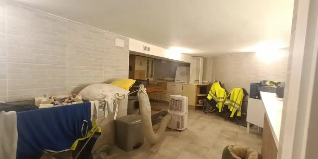 Duplexes for sale in Madrid  with Air Conditioner, Heating and Storage room