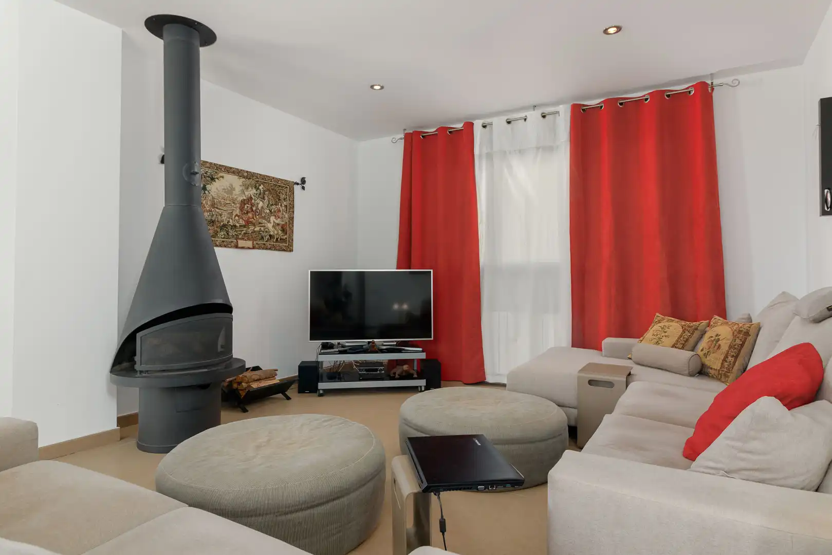 Sala de estar de Casa o chalet en venta en Pau con Aire acondicionado, Calefacción y Jardín privado