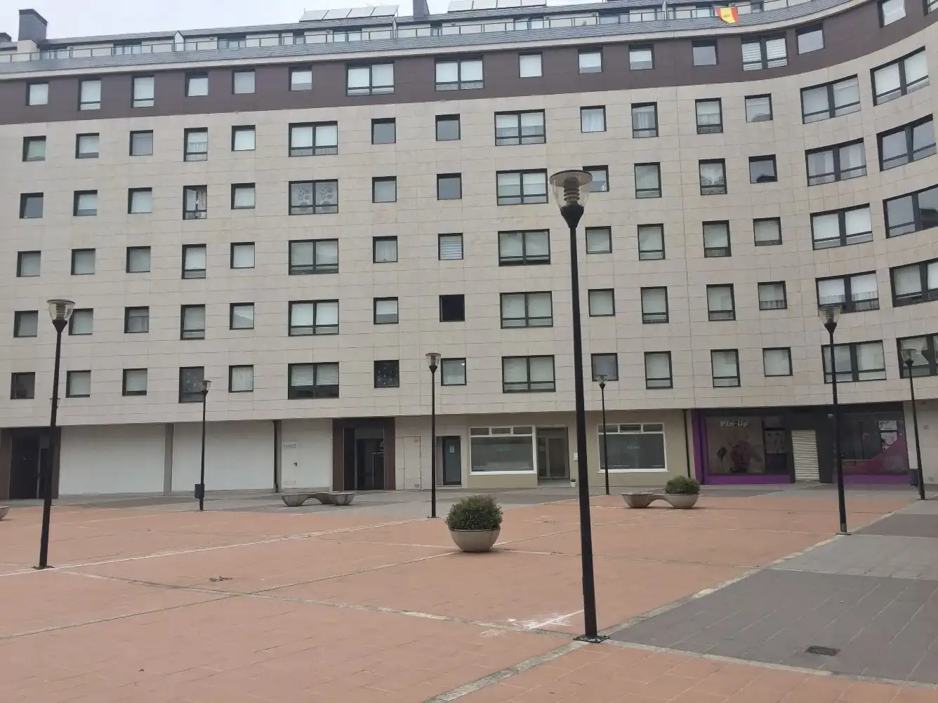 Vista exterior de Local en venta en Narón