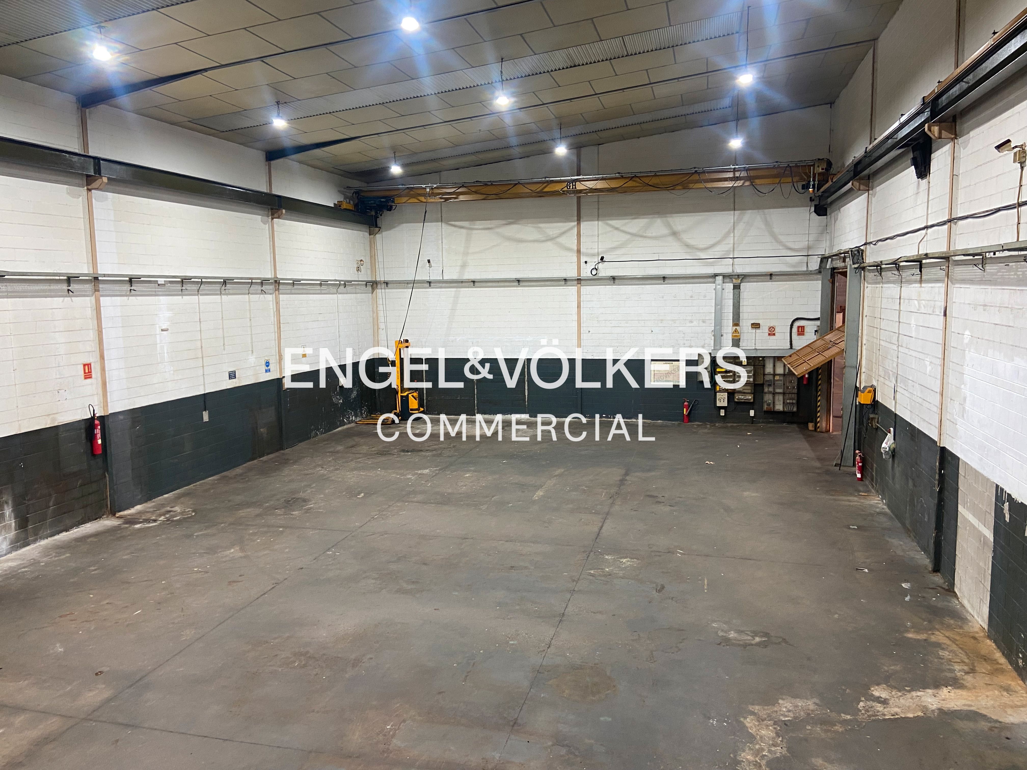 Nau industrial en venda en L'Hospitalet de Llobregat