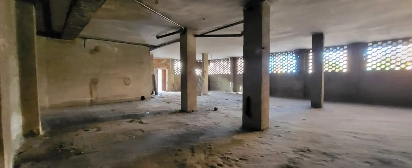Local comercial en venda a Casco Urbano, imagen 9