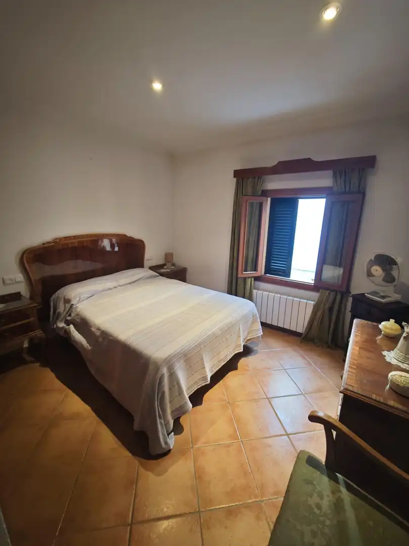 Schlafzimmer von Haus oder Chalet zum Verkauf in Pollença mit Klimaanlage, Heizung und Terrasse
