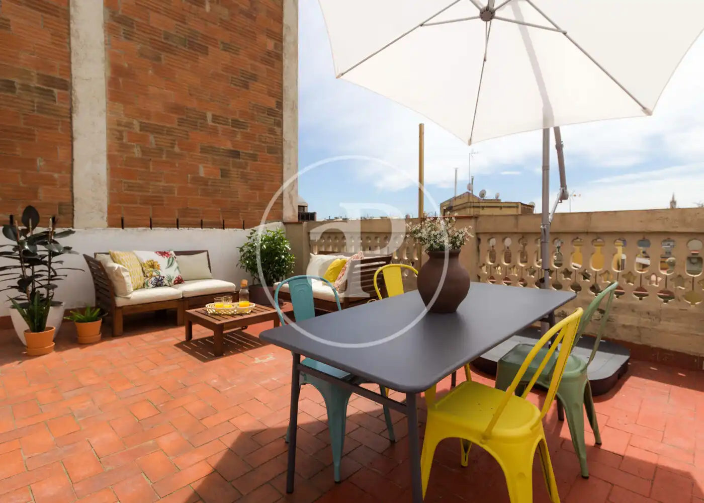 Penthouse with lift for sale in Carrer de Girona, imagen 2