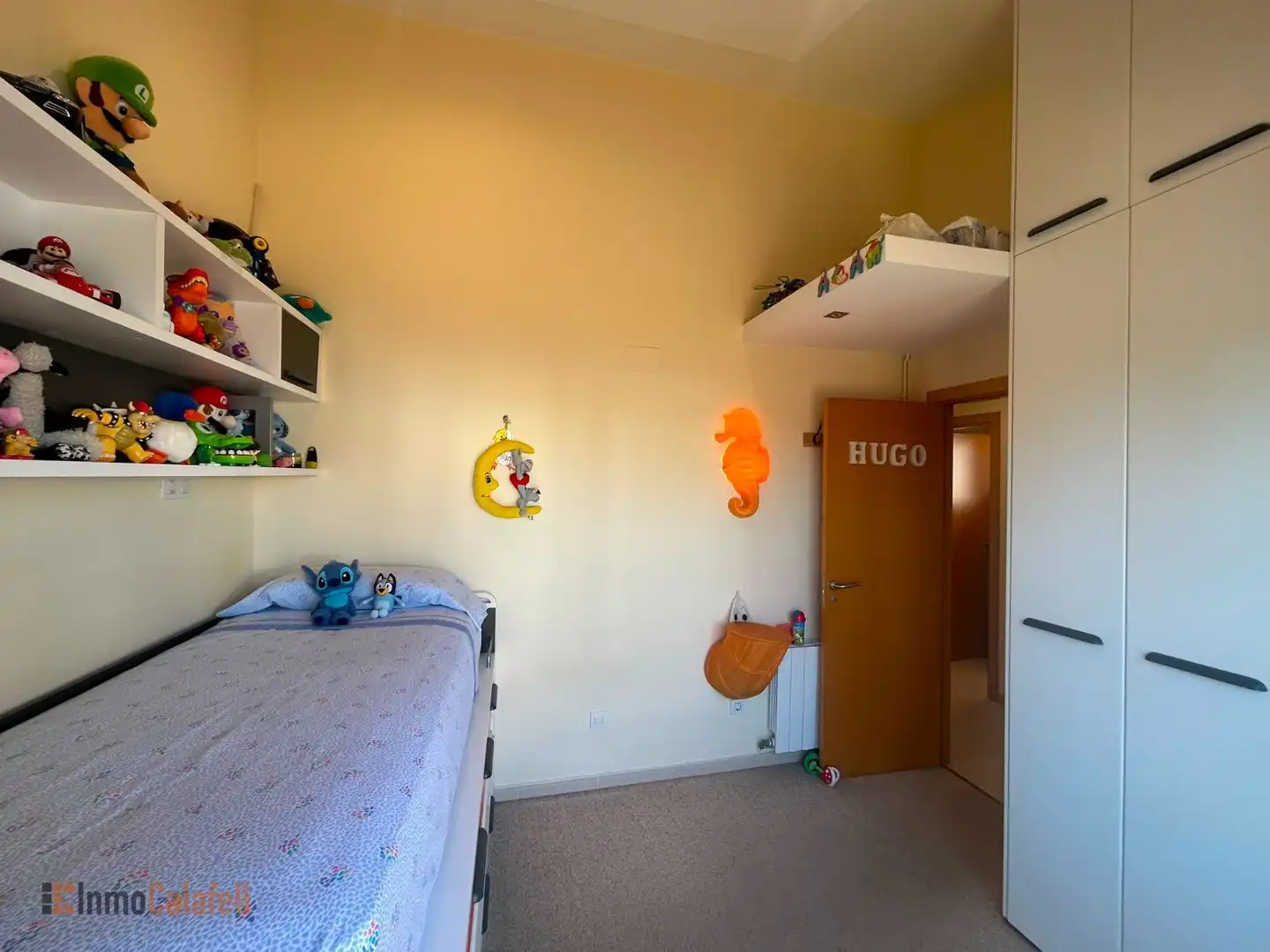 Habitación de Casa adosada en venta en Calafell con Aire acondicionado, Calefacción y Jardín privado