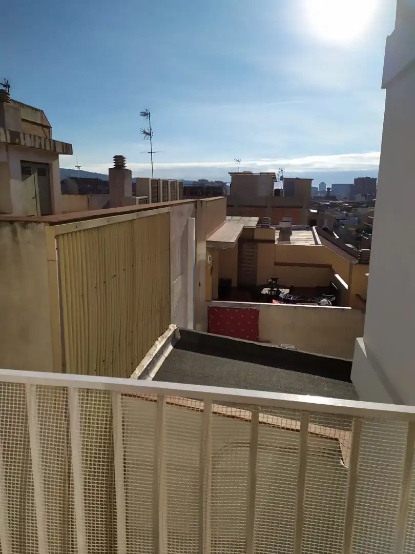 Dachboden zur Miete in Carrer de Sugranyes, 1, Sants-Badal