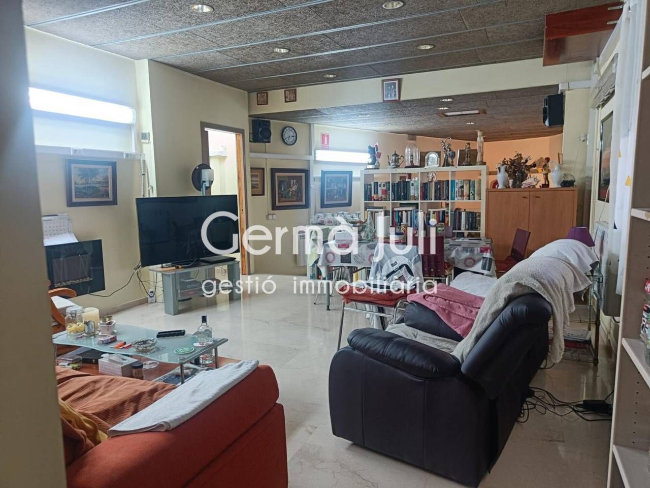 Loft for sale in Badalona  with Air Conditioner and Heating