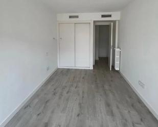 Dormitori de Apartament de lloguer en  Madrid Capital amb Aire condicionat, Calefacció i Forn