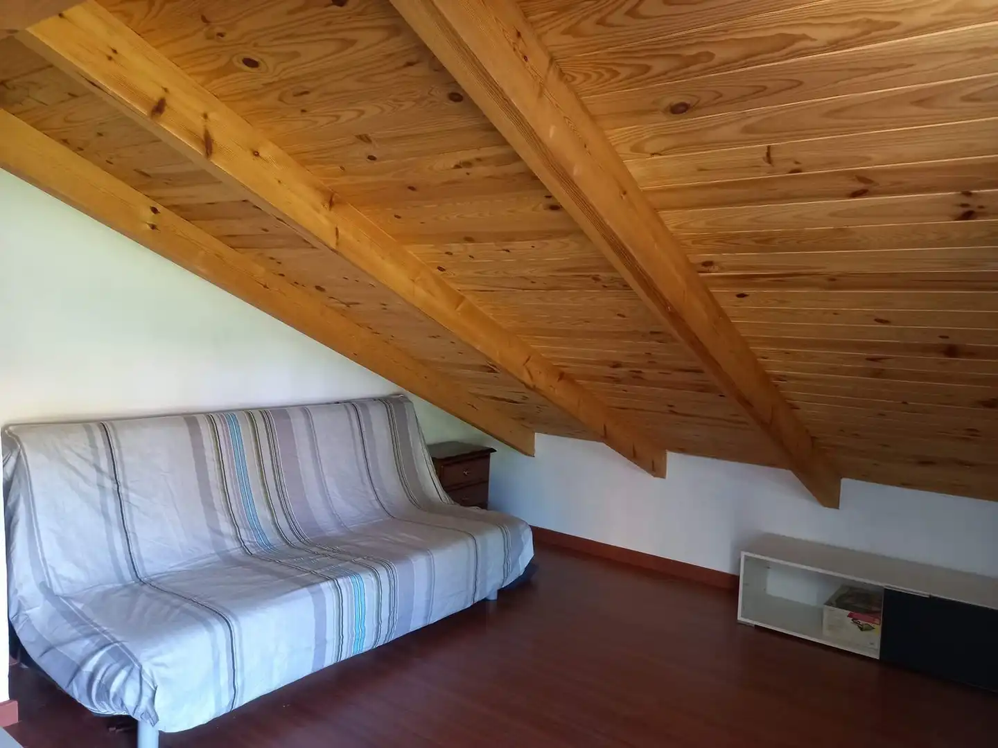 Dormitori de Casa o xalet en venda en Siero amb Calefacció, Traster i Piscina