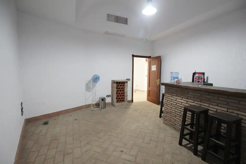Fabrikhallen zur Miete in Jerez de la Frontera