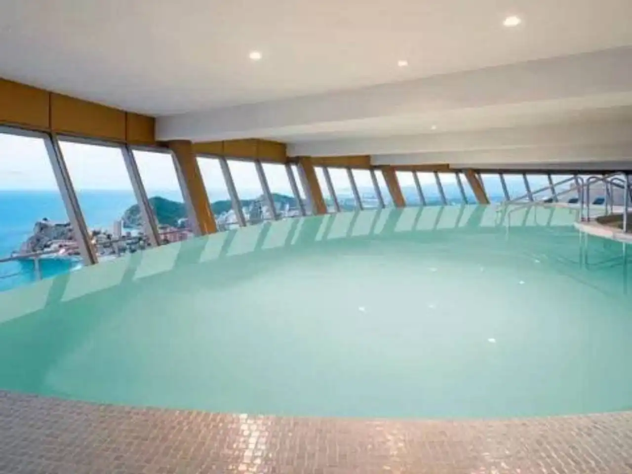 Piso con ascensor en venta en Playa de Poniente, imagen 7