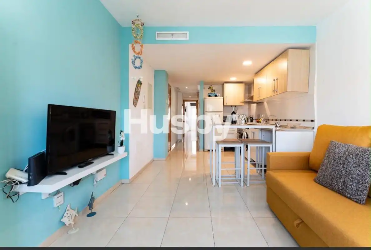 Piso con terraza en venta en Calle Sancti Espíritu, imagen 2
