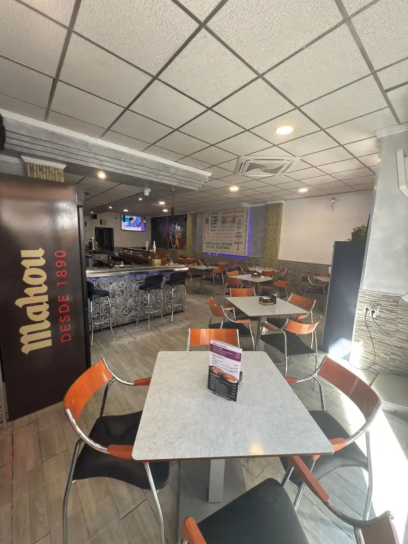 Local comercial en traspàs a San Pablo, imagen 4
