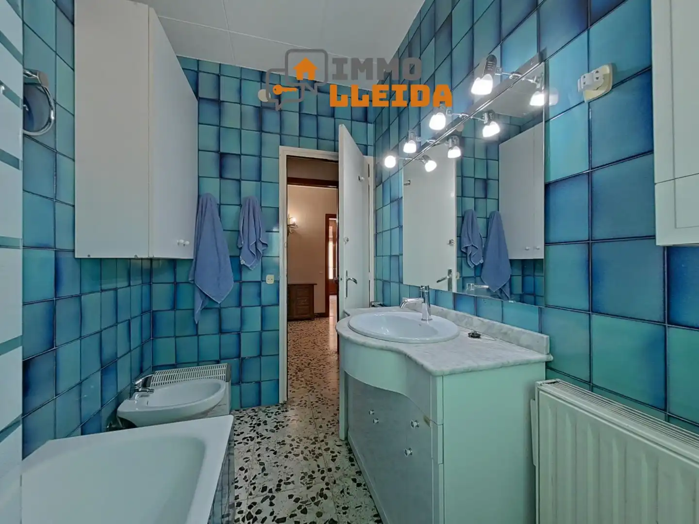 Bathroom of Flat for rent in Os de Balaguer  with Heating, Terrace and Storage room
