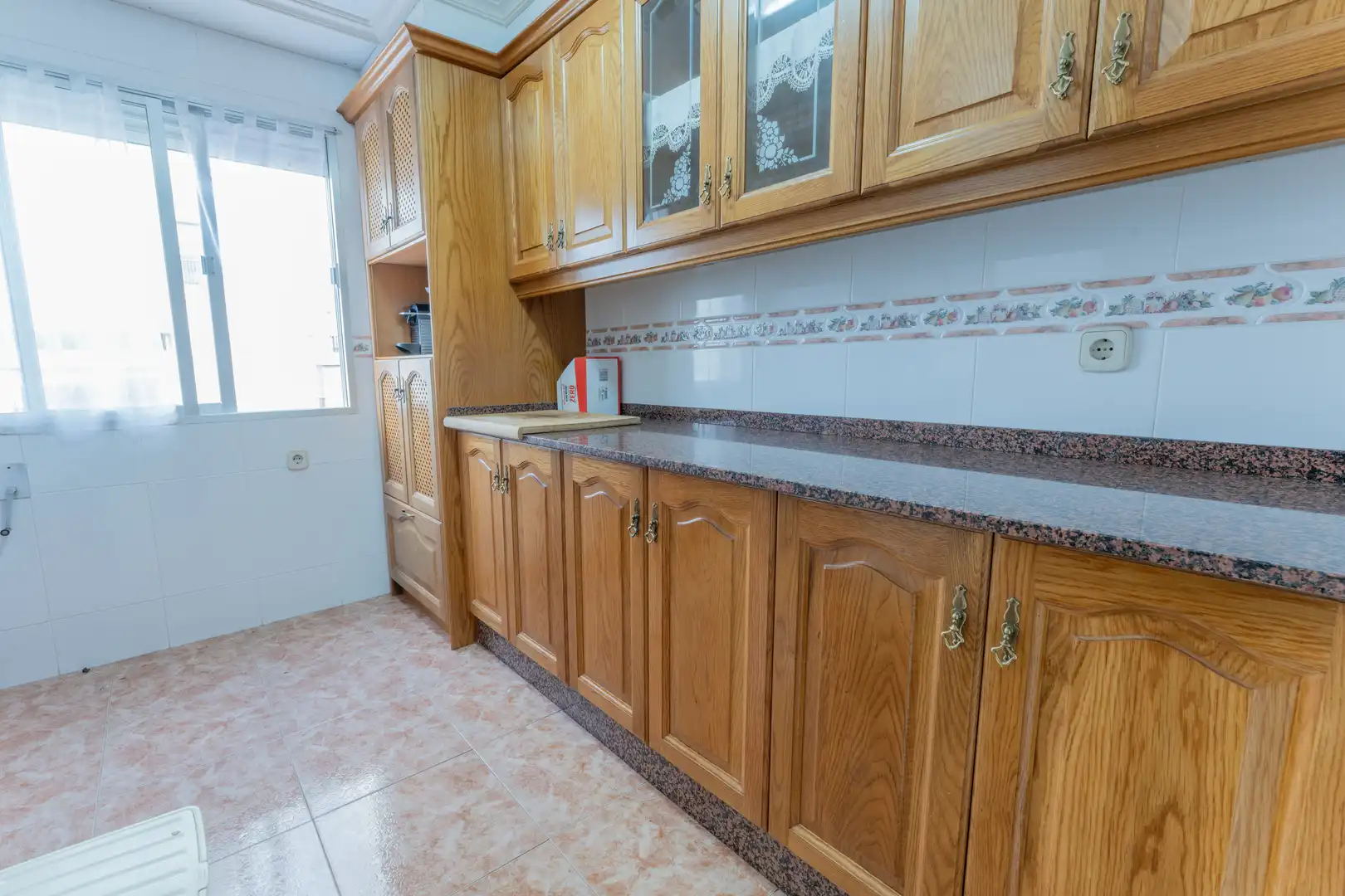 Küche von Wohnung zum Verkauf in Elche / Elx mit Heizung, Terrasse und Möbliert